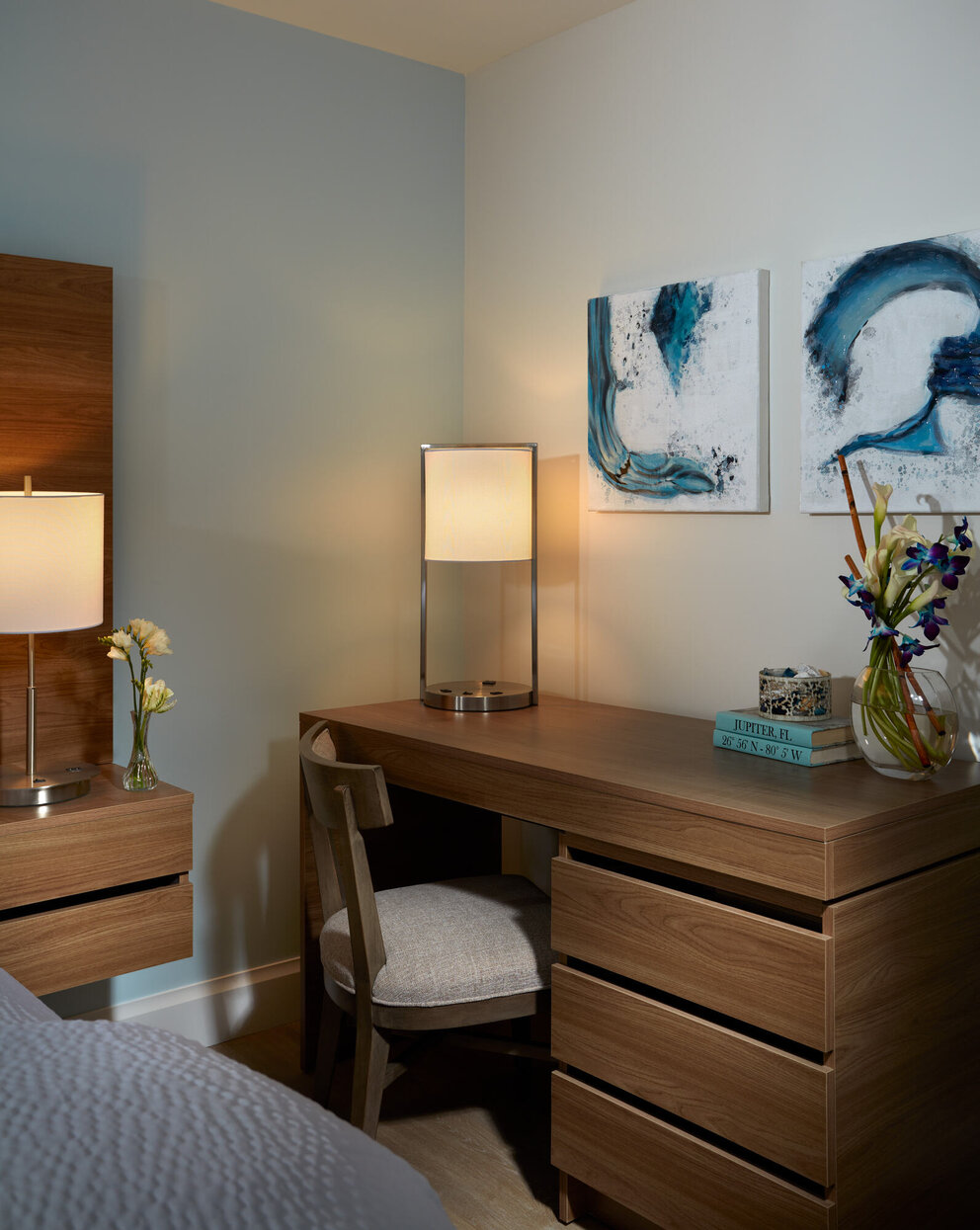 desk with drawers at our jupiter beach hotel